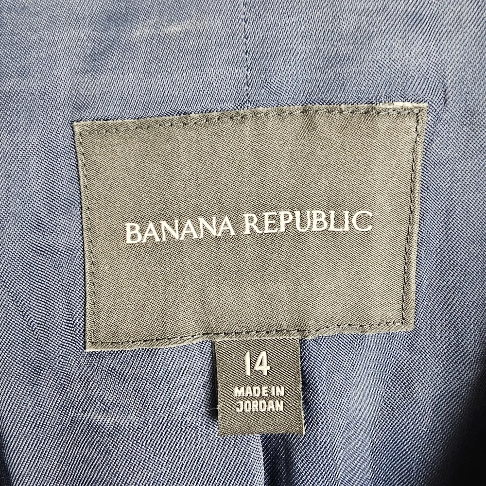 Banana Republic Navy Blue Captain's Blazer Gold Buttons NWOT - Picture 7 of 14